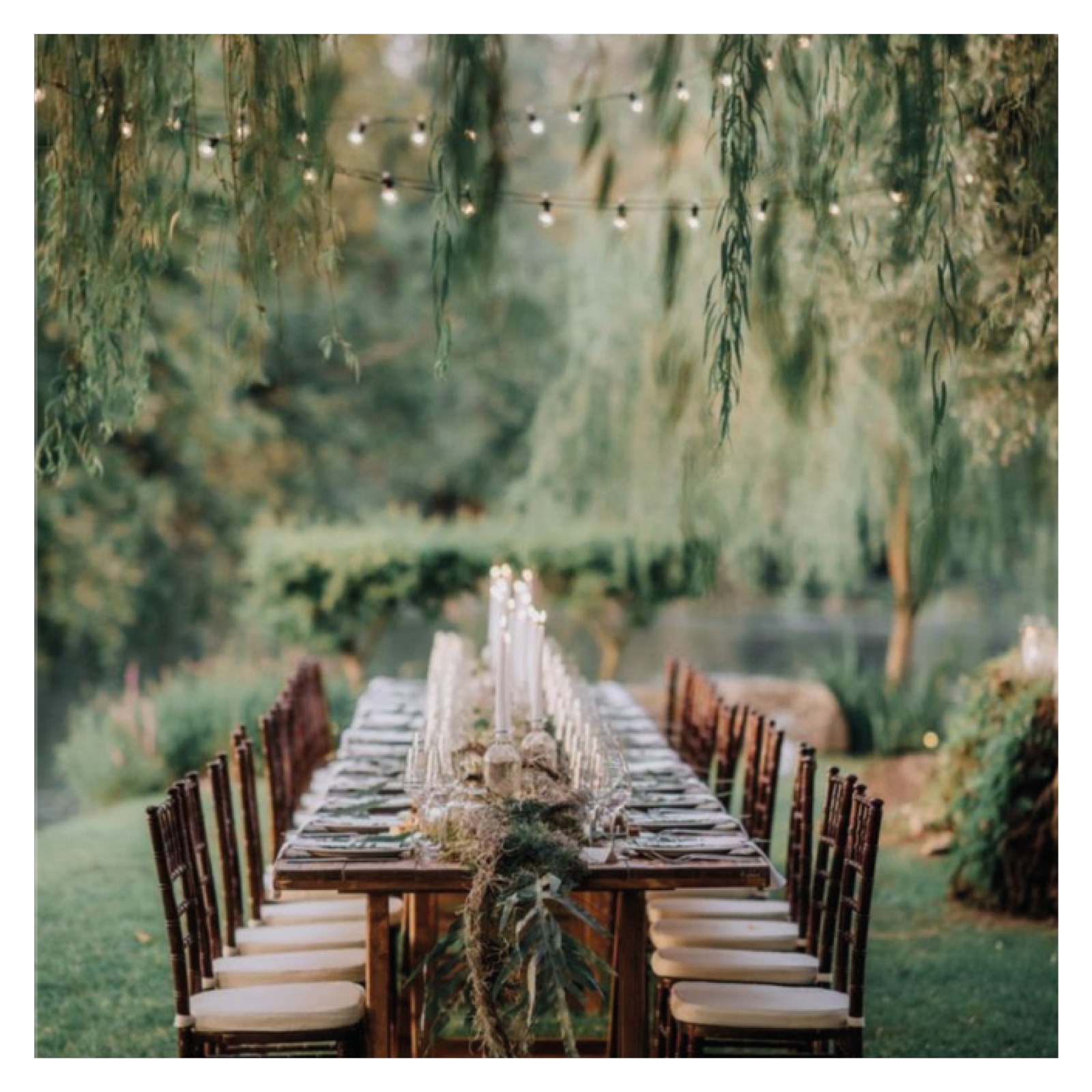 Tavolo imbandito per microwedding
